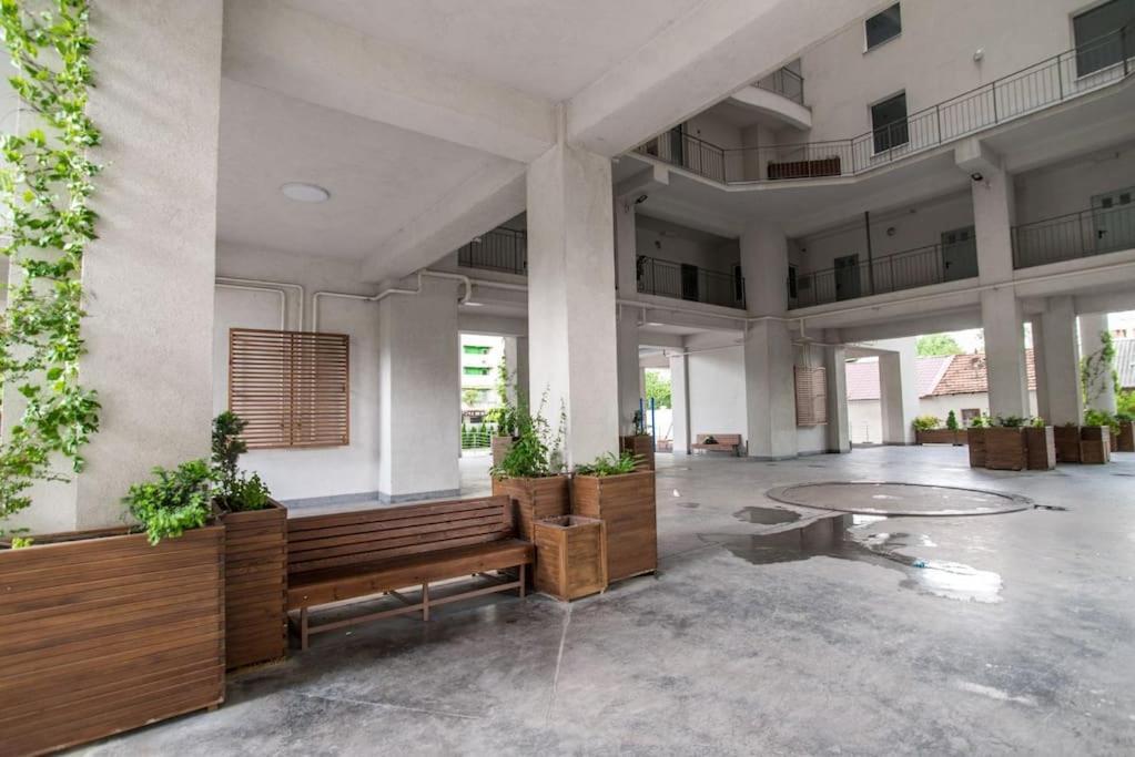 Grand Excelent New Ultra Central Apartments Chişinǎu Buitenkant foto