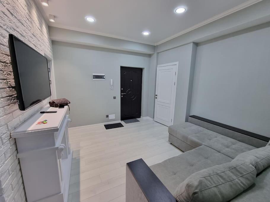 Grand Excelent New Ultra Central Apartments Chişinǎu Buitenkant foto