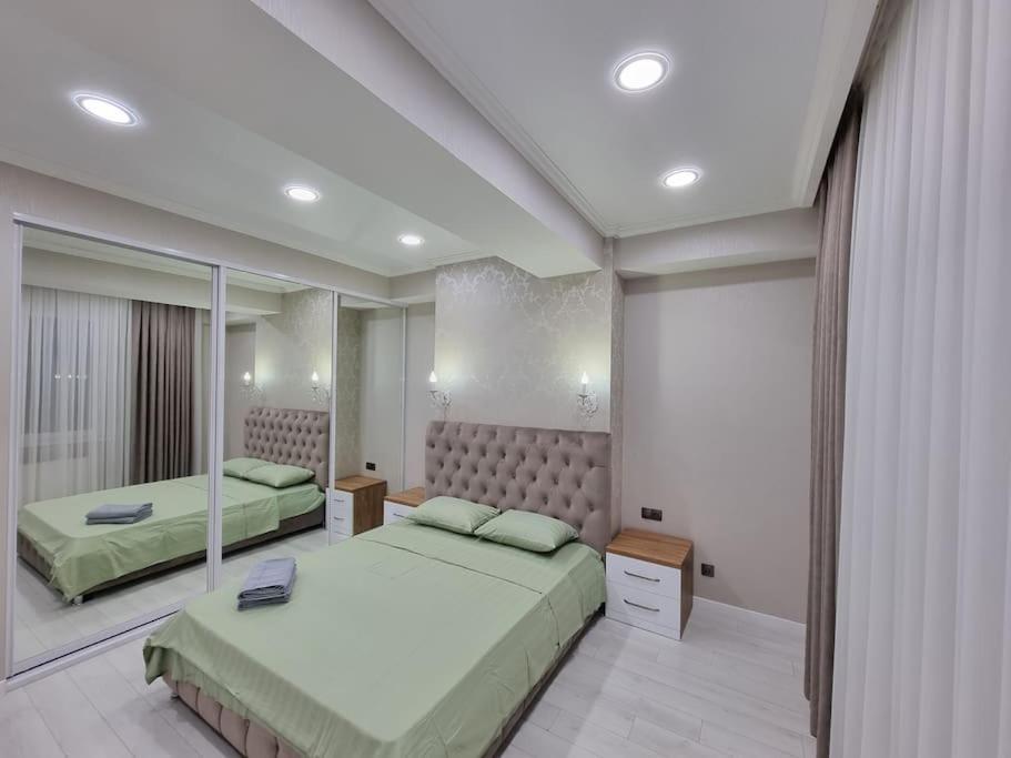 Grand Excelent New Ultra Central Apartments Chişinǎu Buitenkant foto