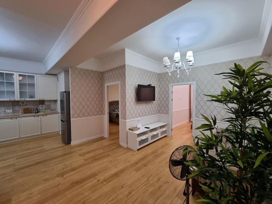Grand Excelent New Ultra Central Apartments Chişinǎu Buitenkant foto