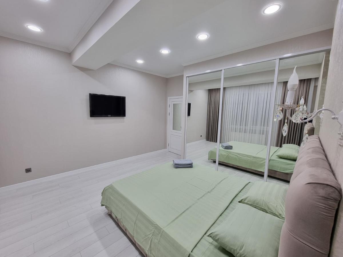 Grand Excelent New Ultra Central Apartments Chişinǎu Buitenkant foto